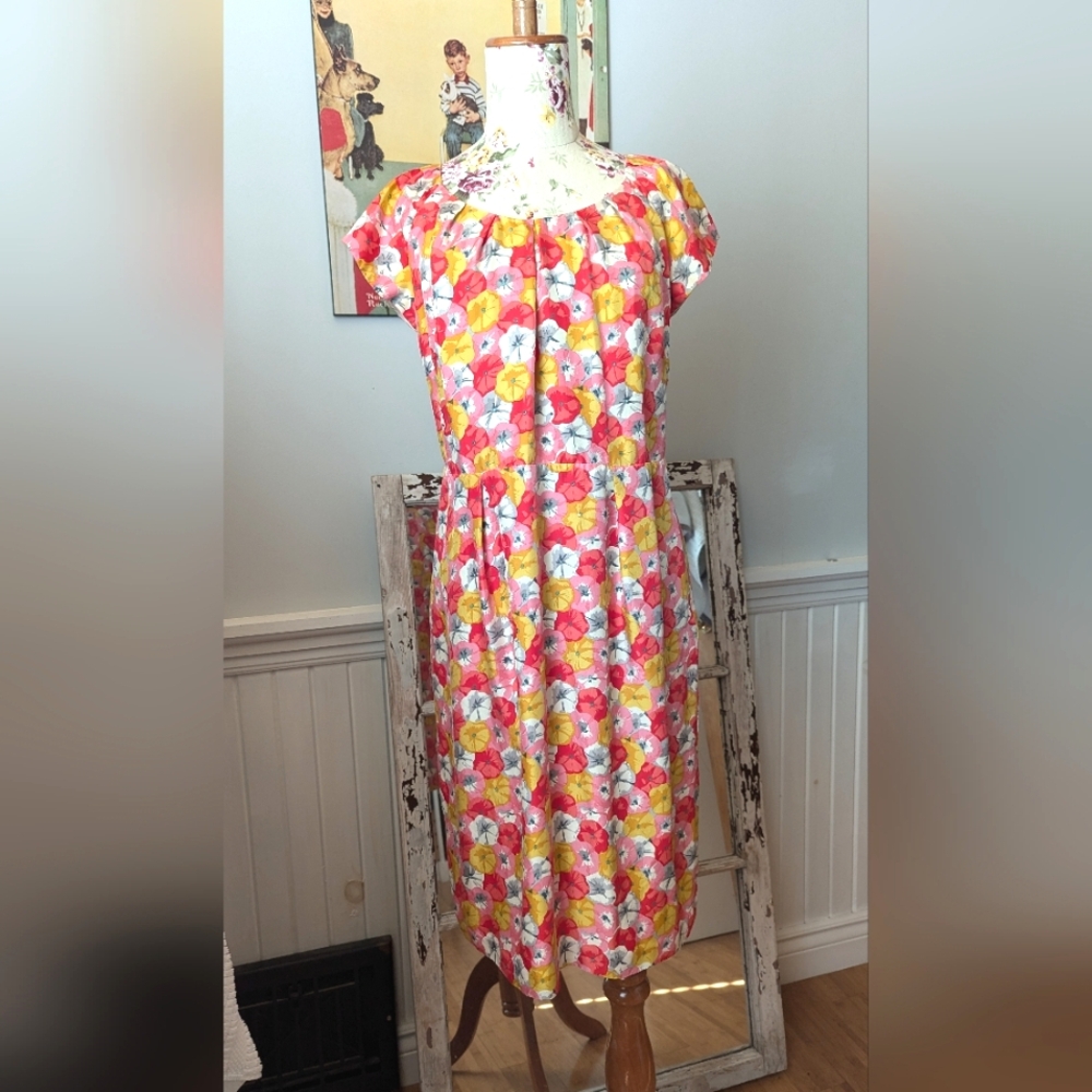 Boden Pink Sassy Floral‎ 💯 Silk dress